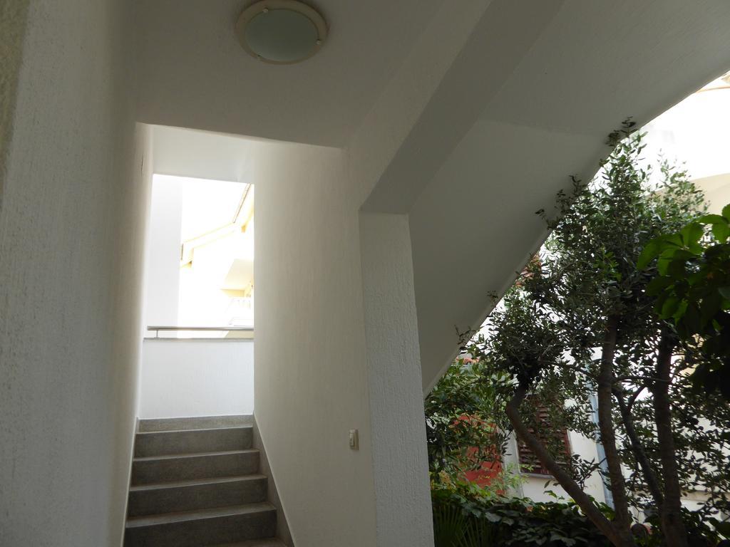 Apartments Bojanic Vodice Luaran gambar