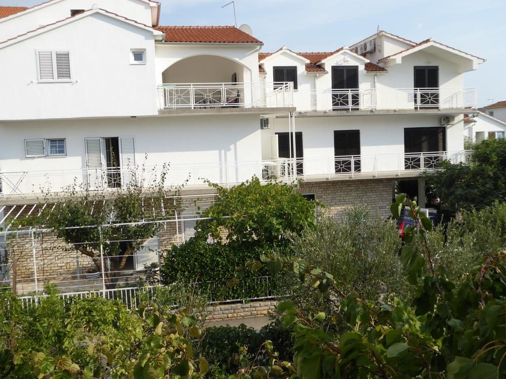 Apartments Bojanic Vodice Luaran gambar