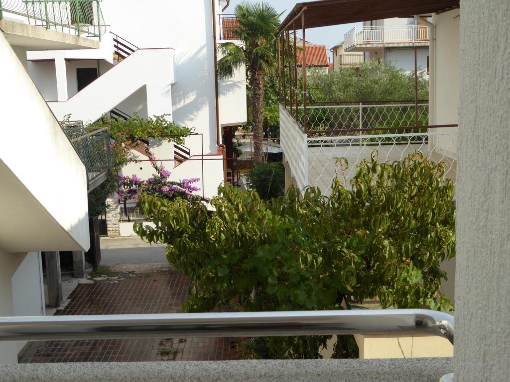Apartments Bojanic Vodice Luaran gambar